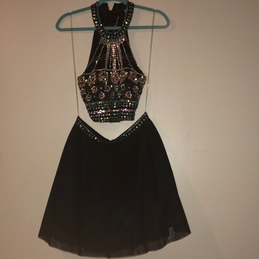 Multi colored stones black two piece